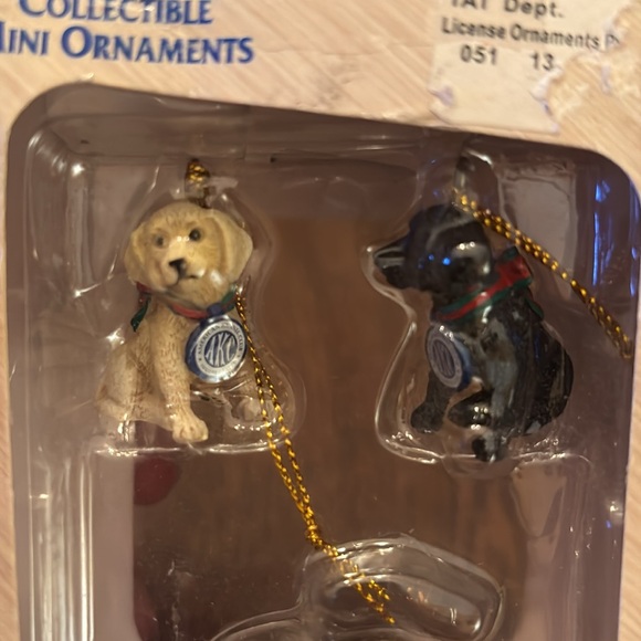 AKC 4 collectible Mini Ornaments, missing one in the box - Picture 3 of 5